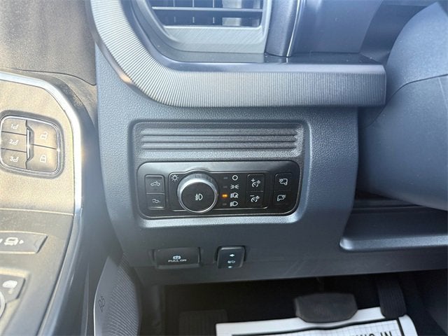 2025 Ford Super Duty F-350 SRW XL