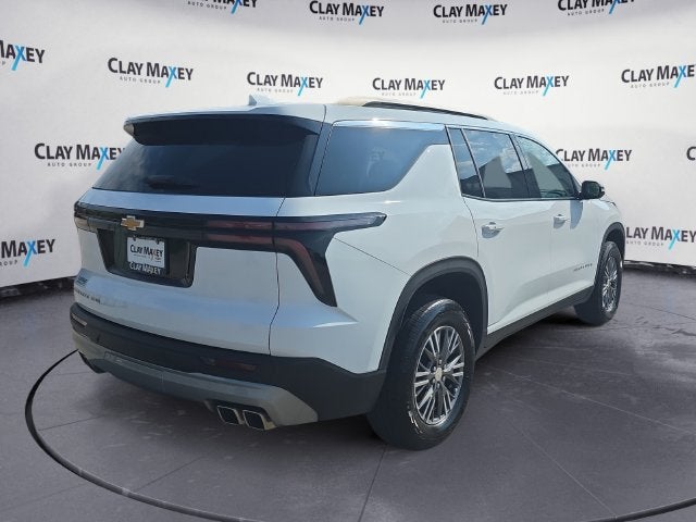 2025 Chevrolet Traverse LT