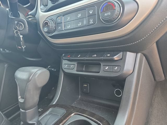 2015 GMC Canyon 4WD SLT