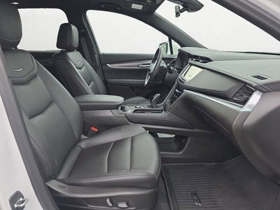 2023 Cadillac XT6 Luxury