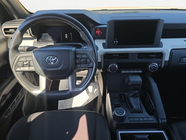2024 Toyota Tacoma 4WD SR5