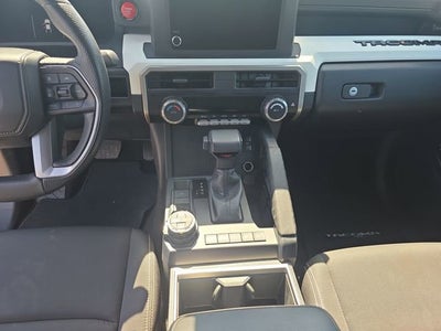 2024 Toyota Tacoma 4WD SR5