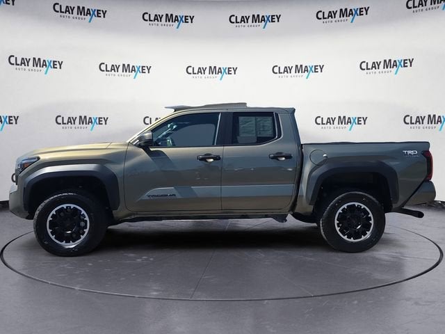 2024 Toyota Tacoma 4WD SR5