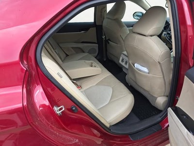 2020 Toyota Camry Hybrid XLE