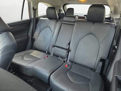 2021 Toyota Highlander Hybrid Limited