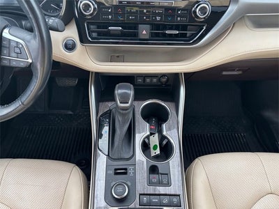 2021 Toyota Highlander Platinum